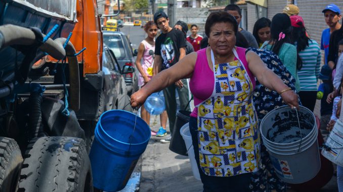 SIN AGUA