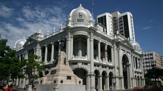 municipio gye edificio