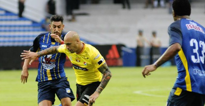 Barcelona vs Delfin