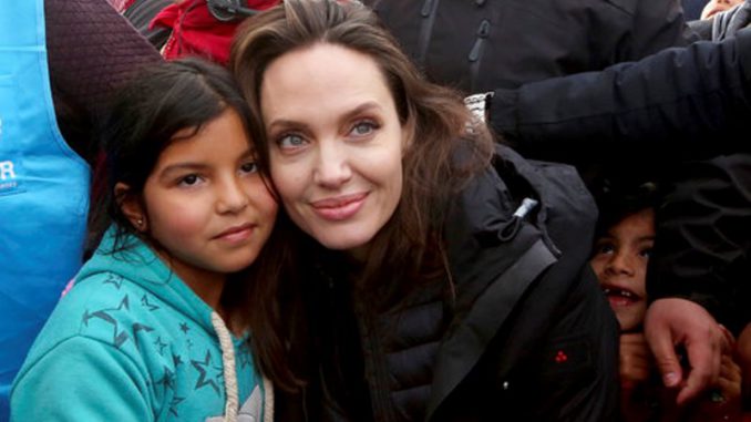 ANGELINA JOLIE-REFUGIADOS SIRIOS