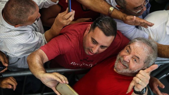 Lula: "Sólo el día en el que muera voy a parar de luchar"
