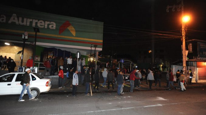 Detienen a más de 80 personas por saquear tiendas del Estado de México