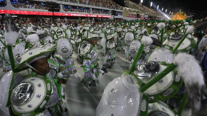 Celebración del carnaval en Río de Janeiro