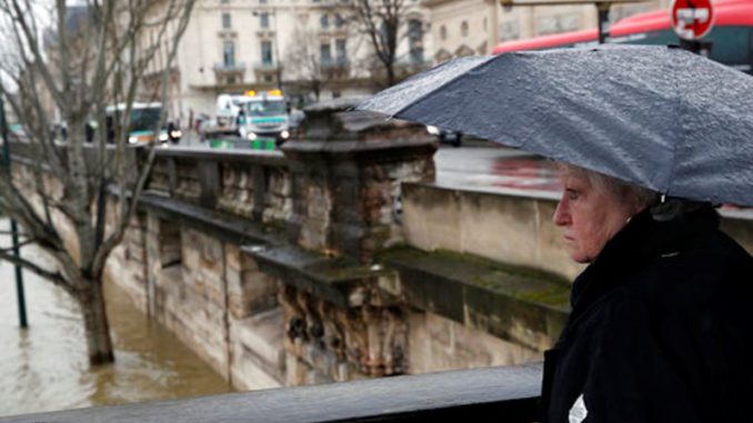 EUR-GEN FRANCIA-INUNDACIONES