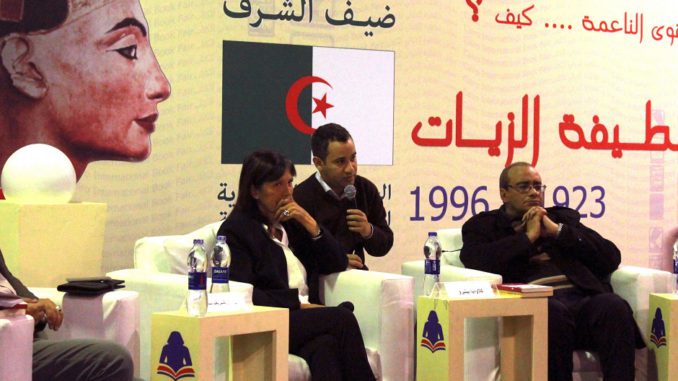 Claudia Piñeiro presenta por primera vez en Egipto su obra traducida al árabe