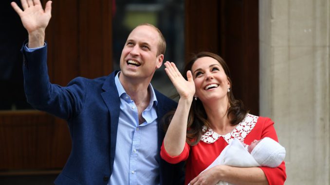 Duquesa de Cambridge da a luz a su tercer bebé
