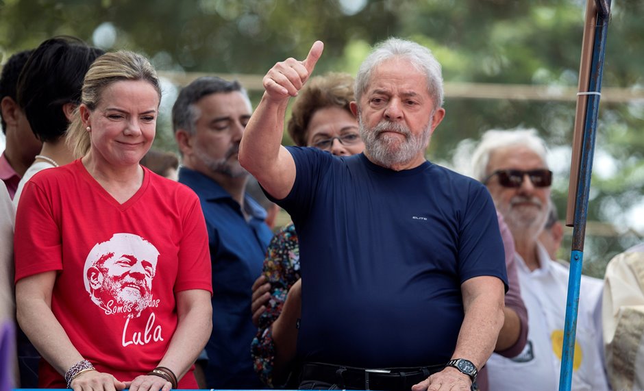LULA PUEDE INGRESAR EN PRISIÓN TRAS ASISTIR A MISA, SEGÚN DIRIGENTES DEL PT