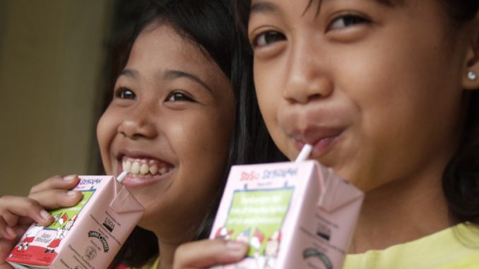 Indonesian girls, Tetra Brik@ Aseptic