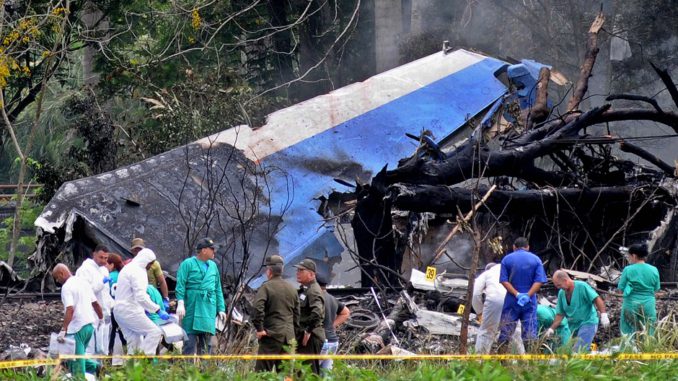 Víctimas de siniestro aéreo eran cubanos y 5 de la tripulación eran mexicanos