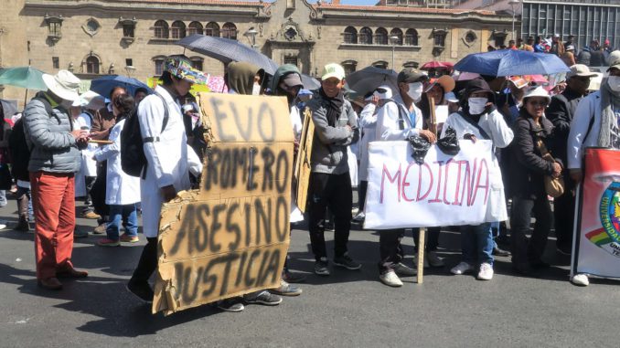 Universidades bolivianas piden justicia por la muerte de un manifestante