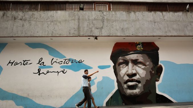 Venezuela se alista para las presidenciales partida en dos pedazos