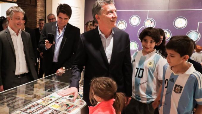 figuritas museo casa rosada Macri