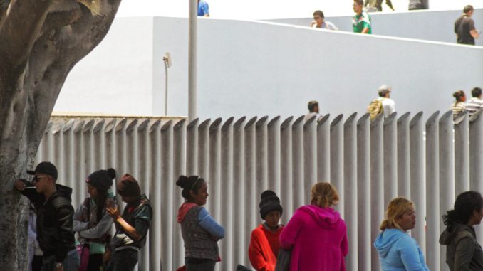 OEA urge a EE.UU. a reunir a las familias inmigrantes "lo más rápido posible"