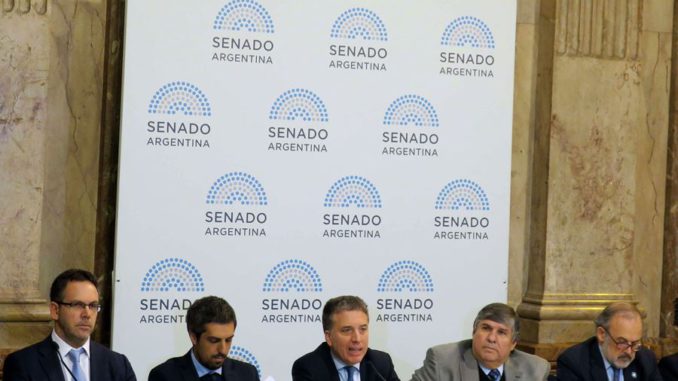 Argentina dice que necesitará 8.000 millones de dólares más de deuda en 2019