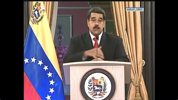 Maduro reaparece