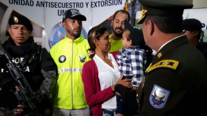 niño colombiano