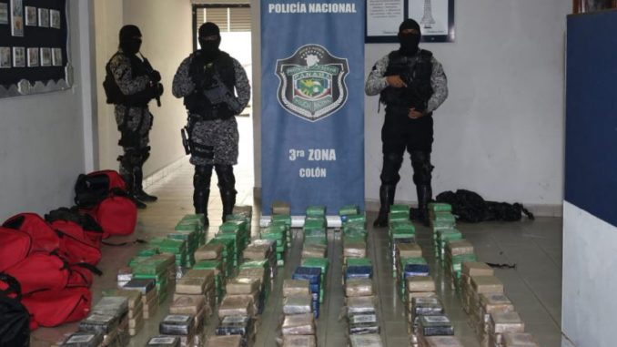 policia panama