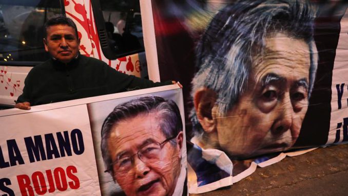 Fujimori ingresa a clínica antes de que se ejecute orden de volver a prisión