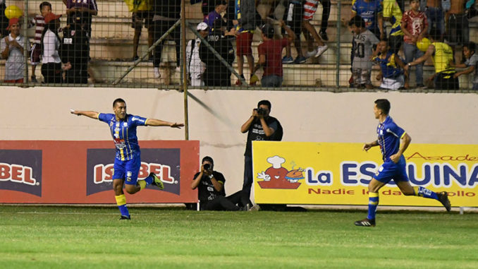 Delfín vs Barcelona