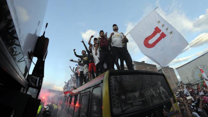 liga campeón bus