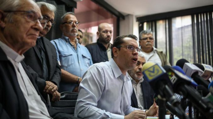 Oposición dice que jura de Maduro agravará la crisis por estar deslegitimado