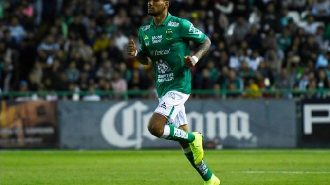 vinicio angulo