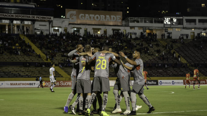 Aucas derrota a El Nacional