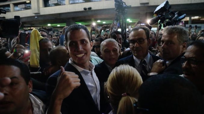 guaidó maiquetíaotra