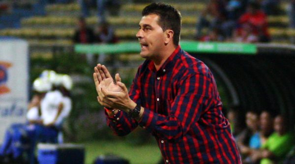 Ismael-Rescalvo-06-600x334