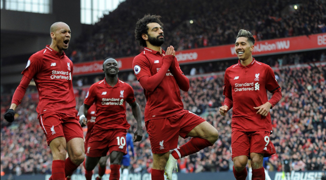 liverpool rezando por título