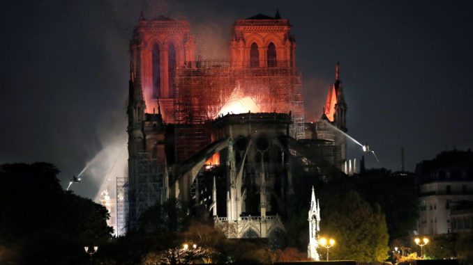 notredame fachada