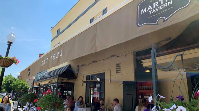 martins tavern