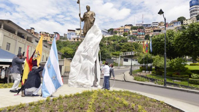 monumento-santiago-apostol_rzp3553