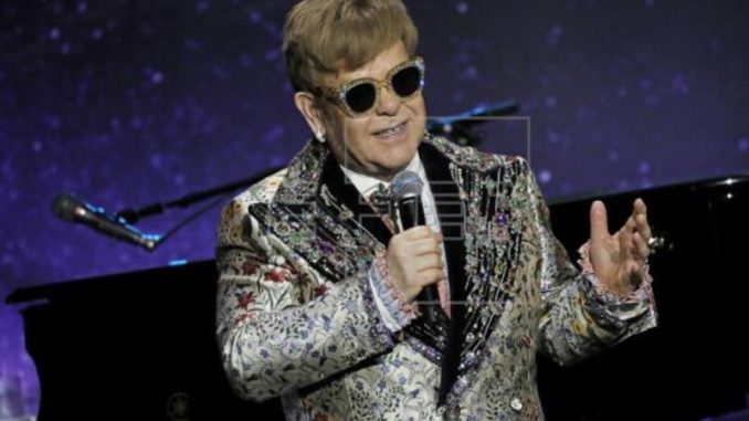 Elton-John de gris