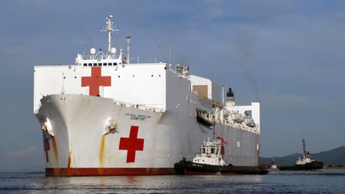 buque Hospital USNS Comfort