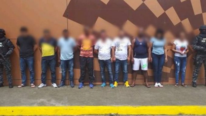 detenidos 26 personas