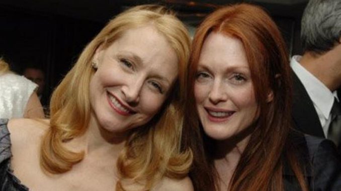 patricia_clarkson_y_julianne_moore_0