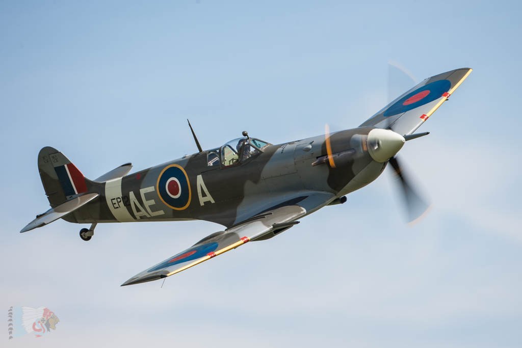 La vuelta al mundo en un caza Spitfire de la Segunda Guerra Mundial La vuelta al mundo en un caza Spitfire de la Segunda Guerra Mundial