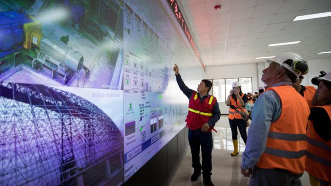 Ecuador inaugura su megaminería con operación en yacimiento Cóndor-Mirador