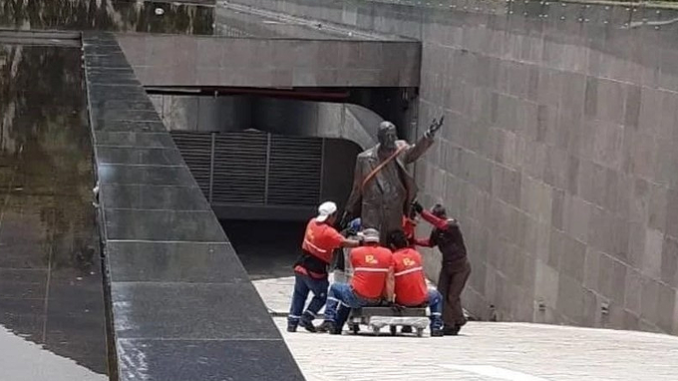 estatua