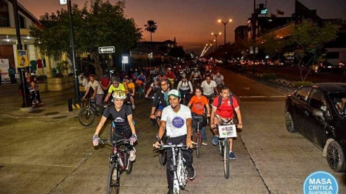 masa critica 2 en bici