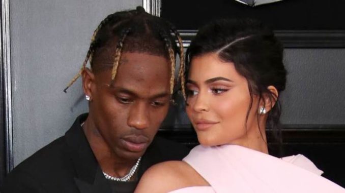 Kylie Jenner y esposo