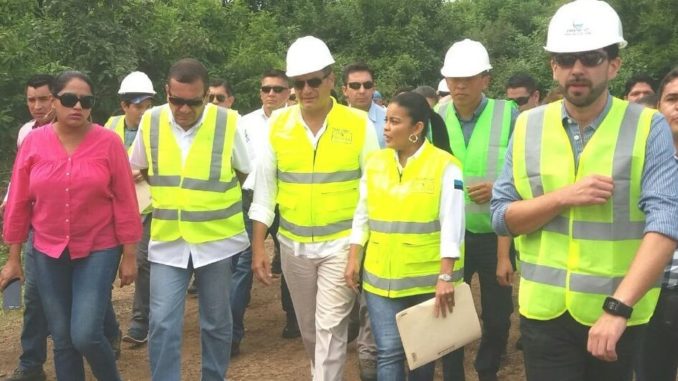 correa y alexandra arce