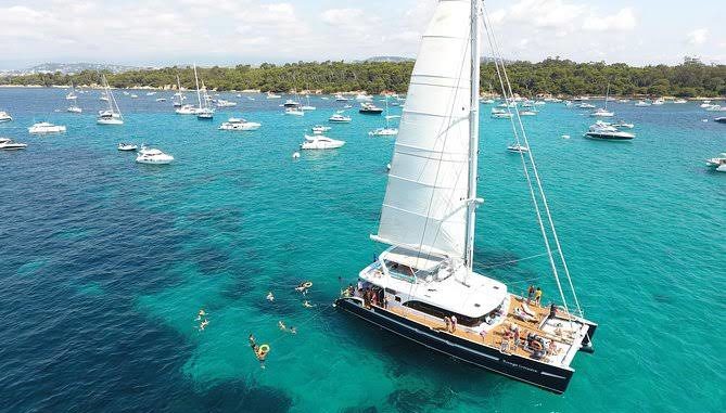 catamarán