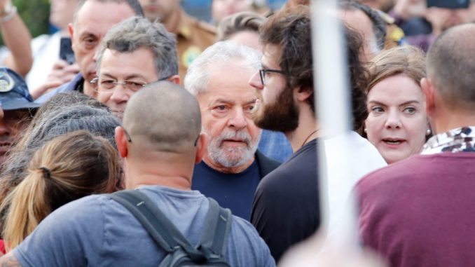 lula y la novia libres