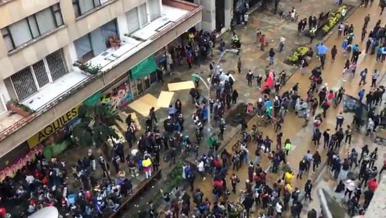 Un Muerto Y Numerosos Heridos Por Saqueos En Ciudad De Cordoba America Latina Dw 04 12 2013