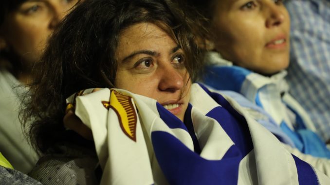 uruguayos esperando
