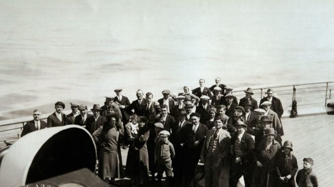 Emigrantes Invisibles