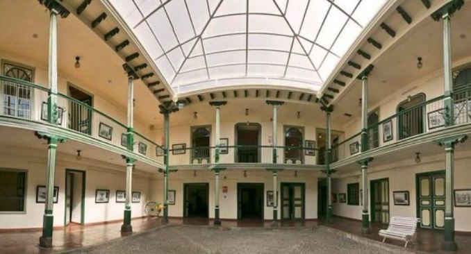 Loja Centro Cultural