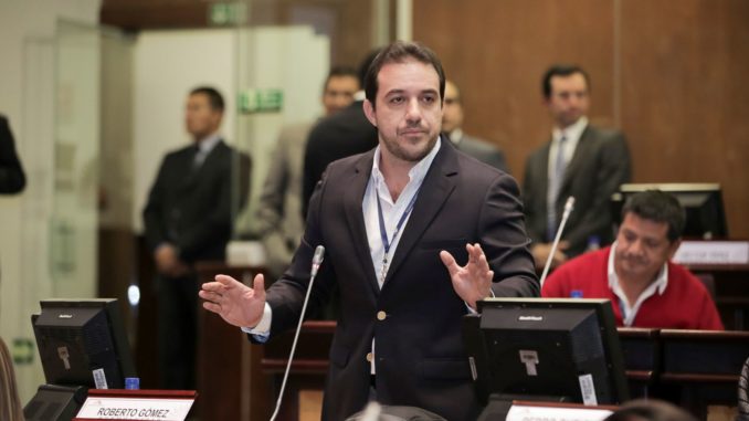 Roberto Gómez Alcívar